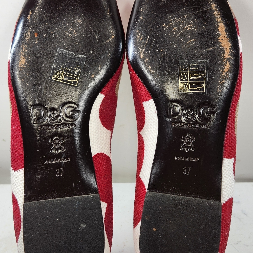 D&G Red and White Women's Shoes - Picture 6 of 14